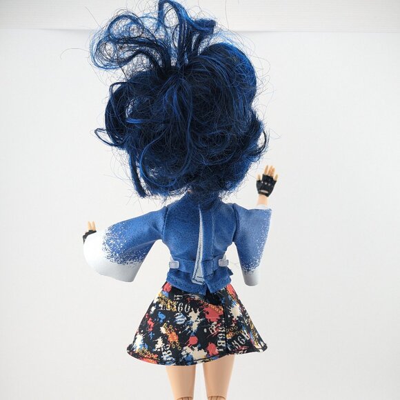 Disney Descentants doll Evie - Picture 5 of 5